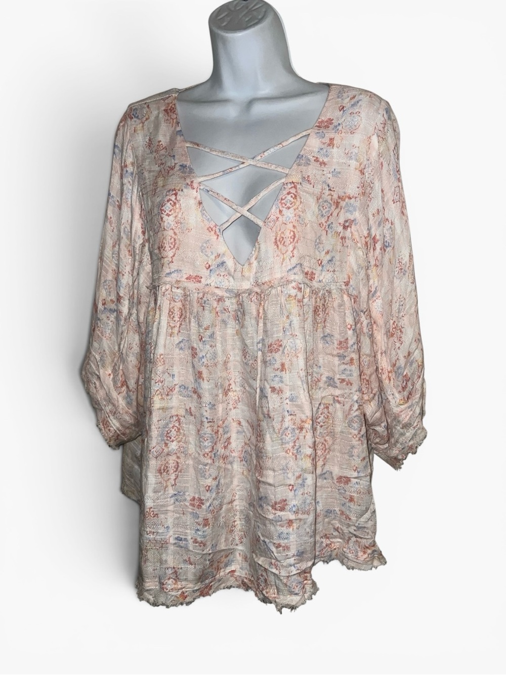 Daytrip artsy Pale Blush Floral Lace-Up V-Neck Tunic SZ XL